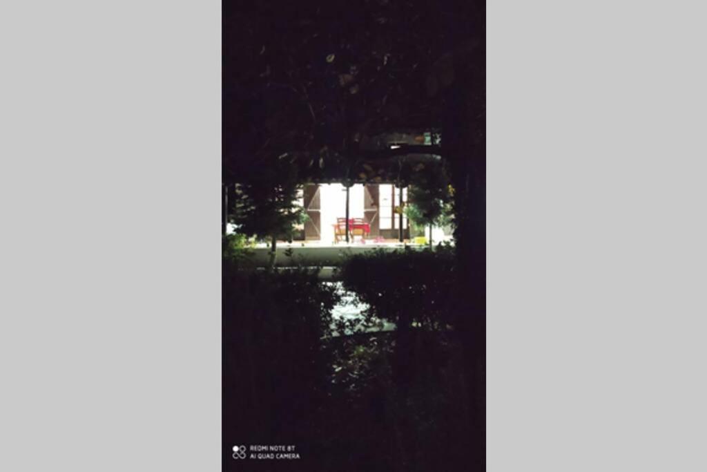 Αρχοντικο Στουσ Προποδεσ Του Ορουσ Διρφυσ Villa Loutsa  Luaran gambar